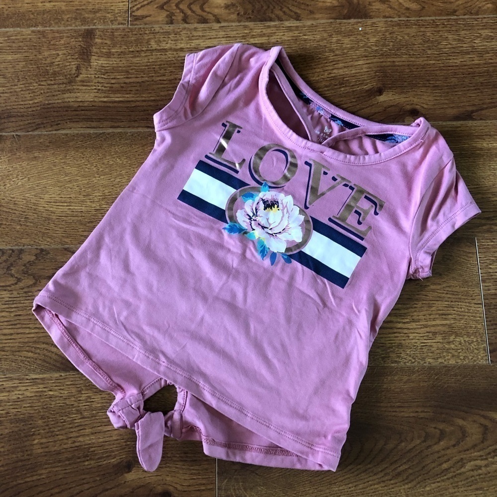 One Step Up pink love graphic tee in size M (5-6)